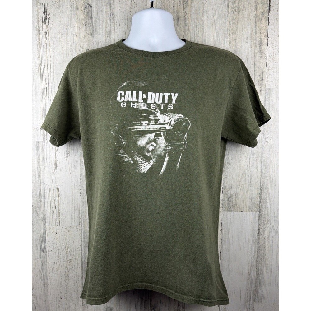 Call Of Duty Ghosts Distressed T-Shirt Medium (19”x27”)